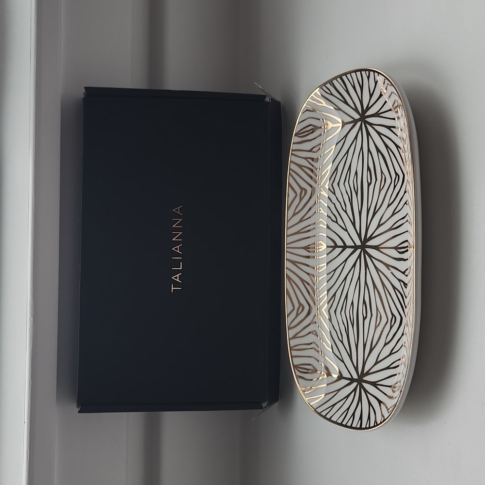 Talianna Lilypad Catchall Tray